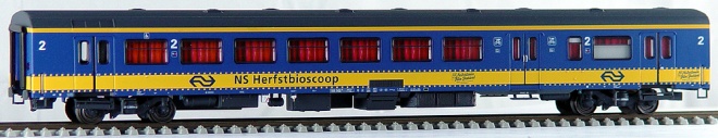Passenger car type ICR BKD rebuilt into movie theater NS-Herfstbioscoop<br /><a href='images/pictures/LS_Models/44059a.jpg' target='_blank'>Full size image</a>